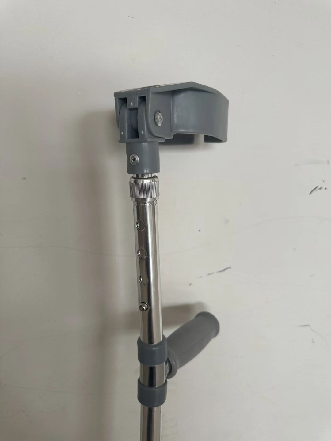 Factory Direct Aluminum Forearm Crutches - Lightweight Adjustable Elbow Crutches for Rehabilitation