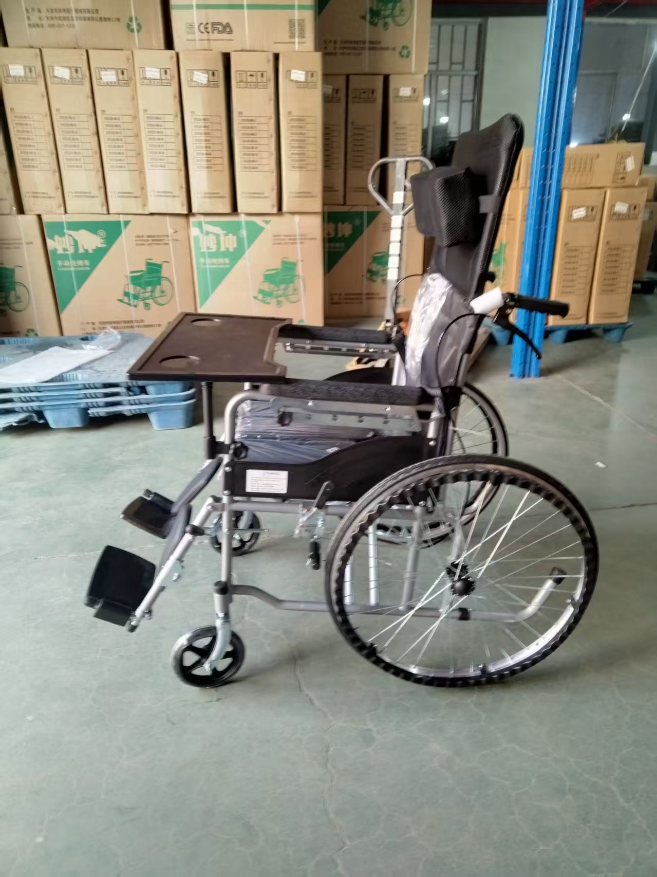 Full Reclining Wheelchair, Black Cloth Bucket Seat, Solid Tires with Table