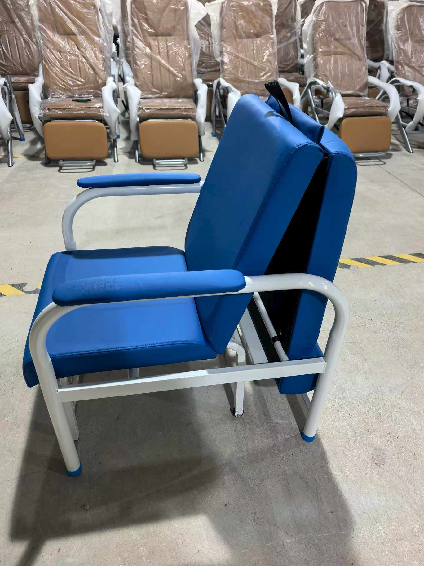 Foldable Hospital Accompany Chair Bed, Convertible Patient Attendant Sleeping Chair