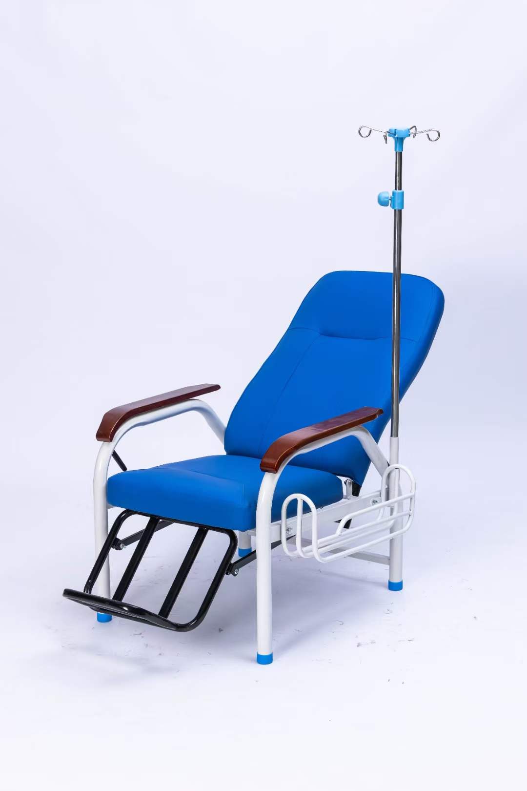 Medical Reclining Infusion Chair, Adjustable Patient Transfusion Chair with IV Drip Stand & Footrest