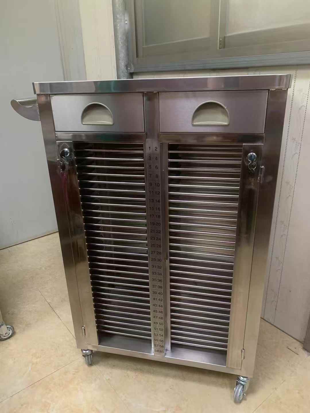 Medical Chart Trolley (60 Slots, Double Door)
