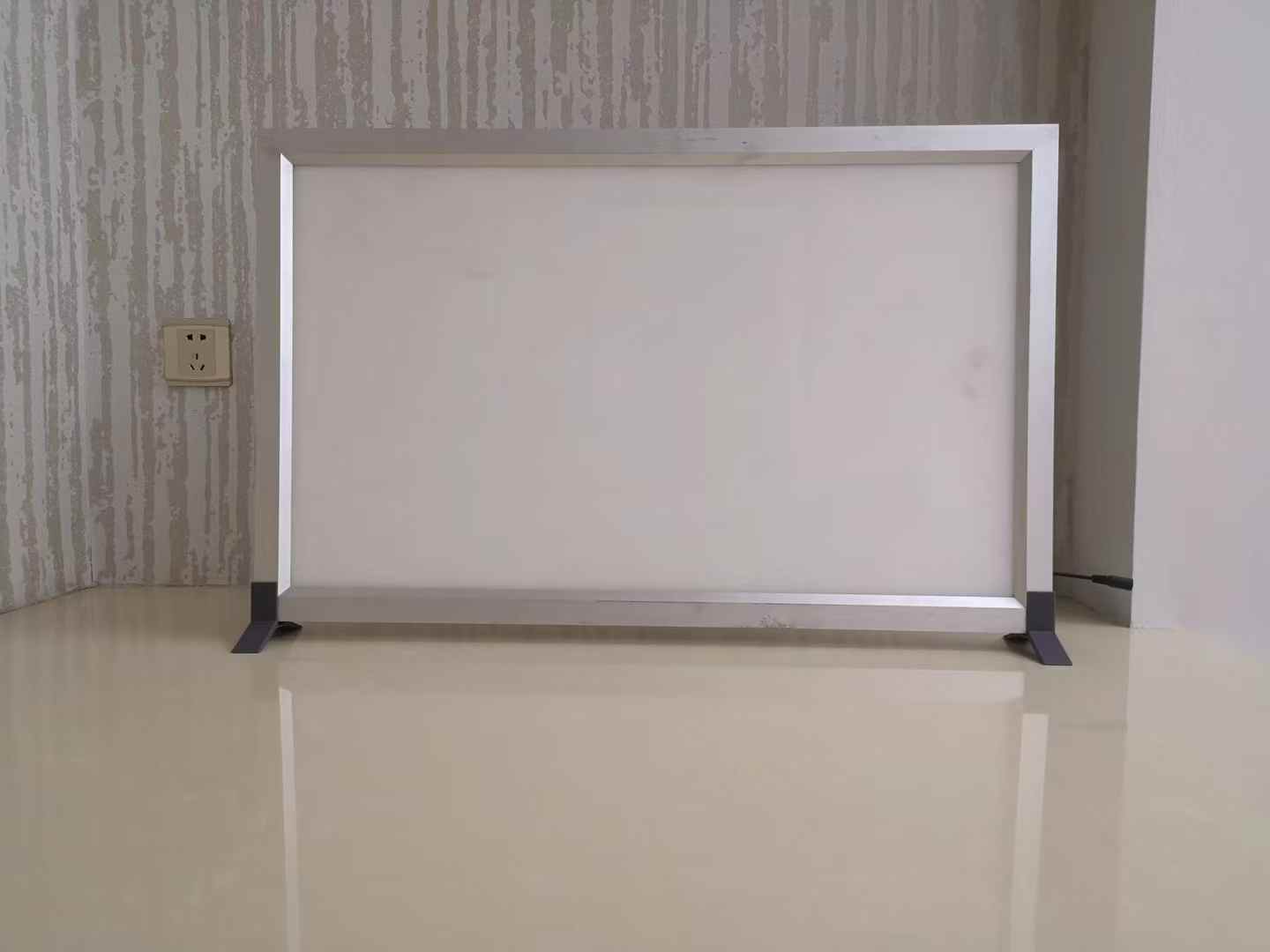 X-Ray Film Viewer