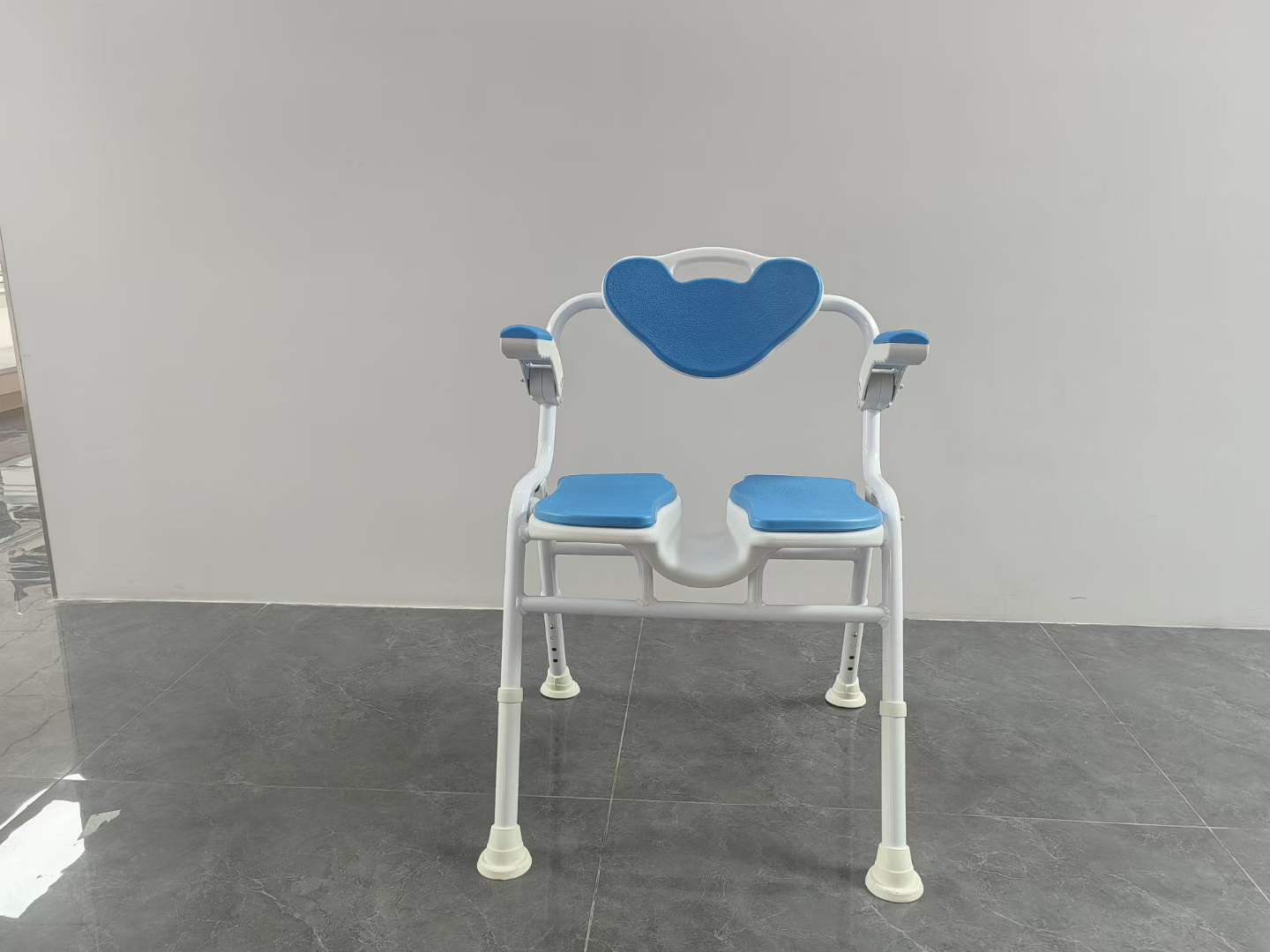 Aluminum Shower Chair for Elderly U Cutout Bath Seat Adjustable Height Foldable Armrest Anti-slip Disabled Senior Bathing Chair with Backrest
