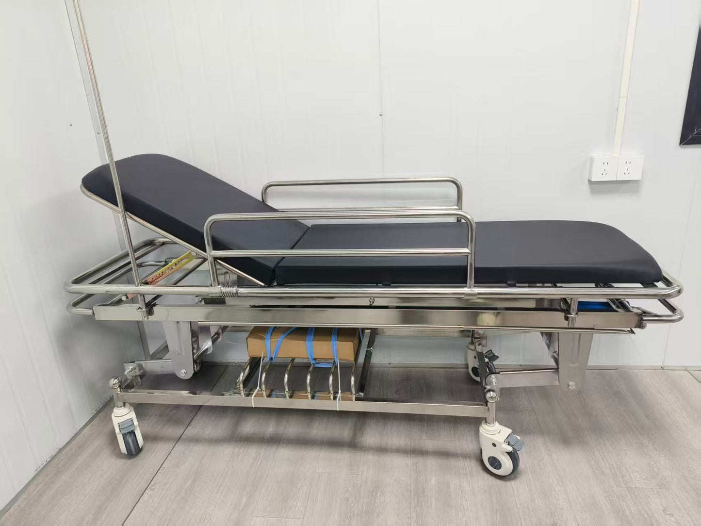 Stainless Steel Adjustable - Height Stretcher Trolley (198×62×60–80cm)