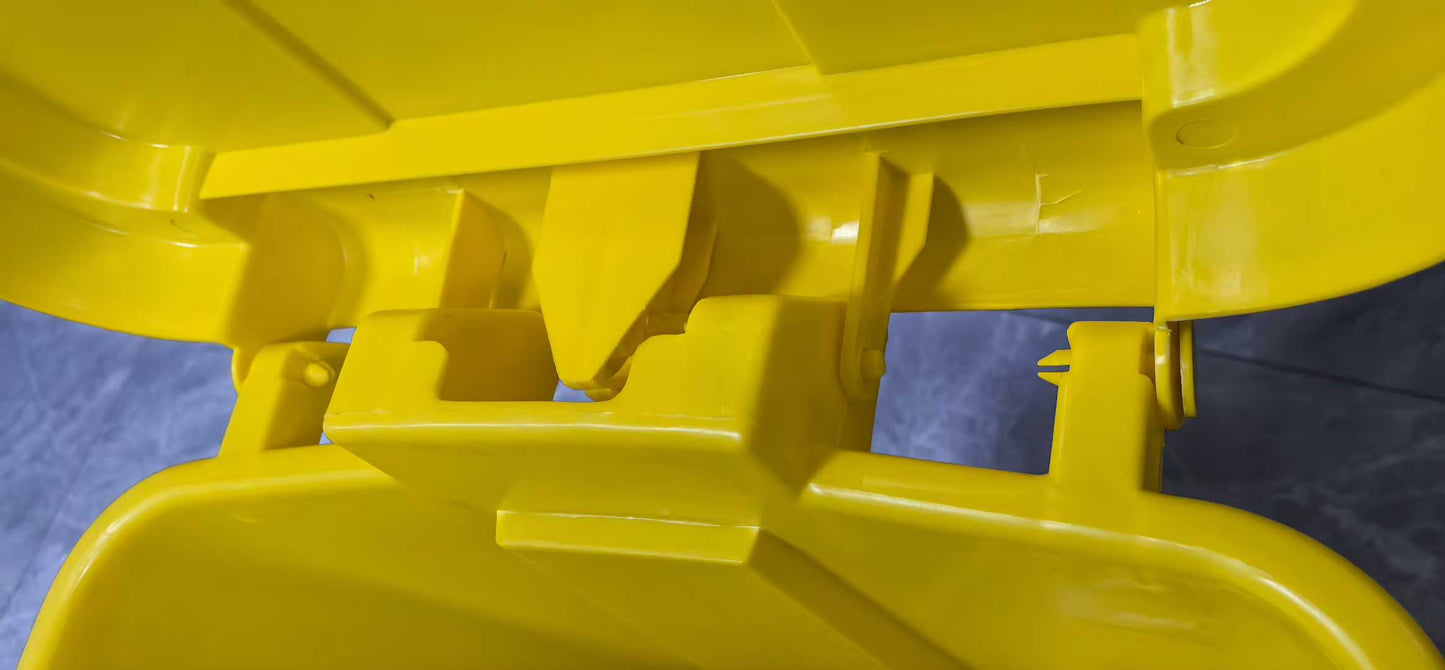 60 Liter Yellow Hospital Biohazard Pedal Medical Waste Container with Foot Pedal