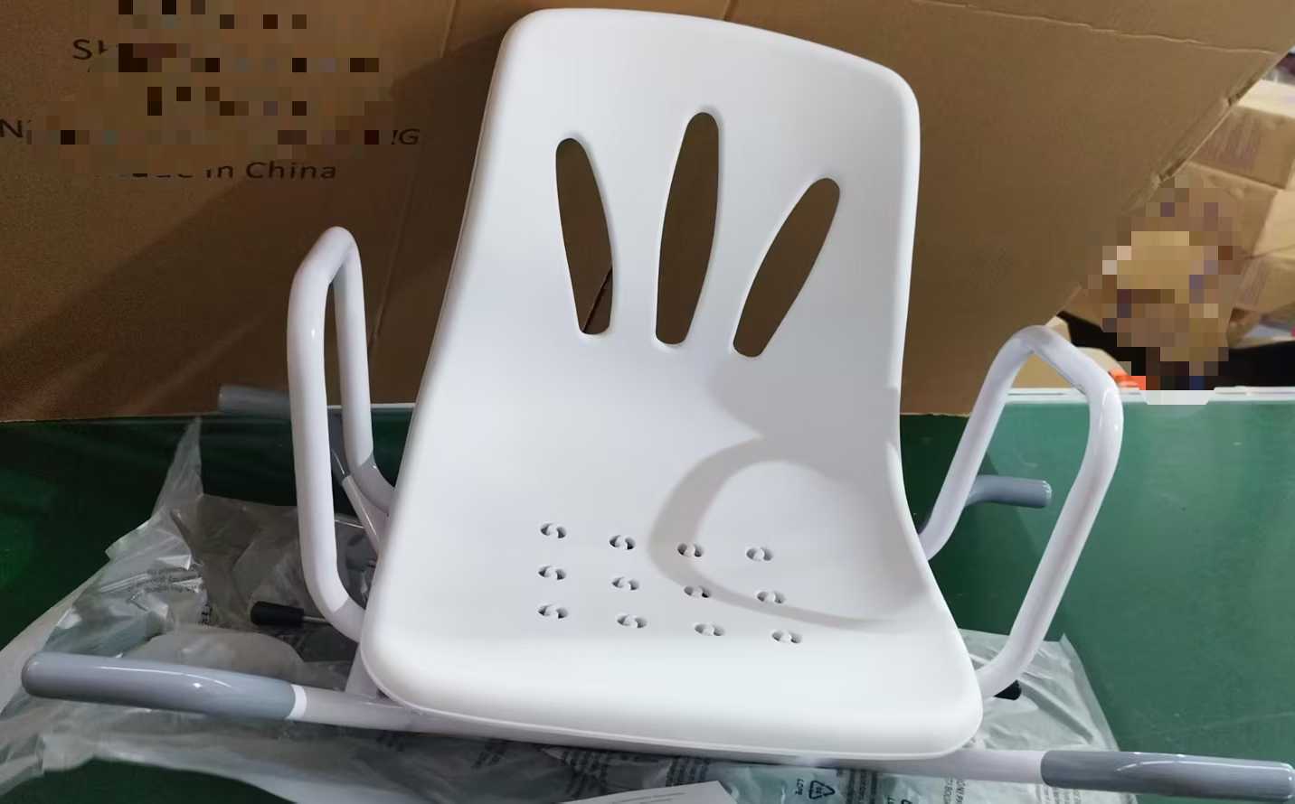 360° Swivel Shower Chair with Armrests -  Bath Stool for Elderly & Disabled