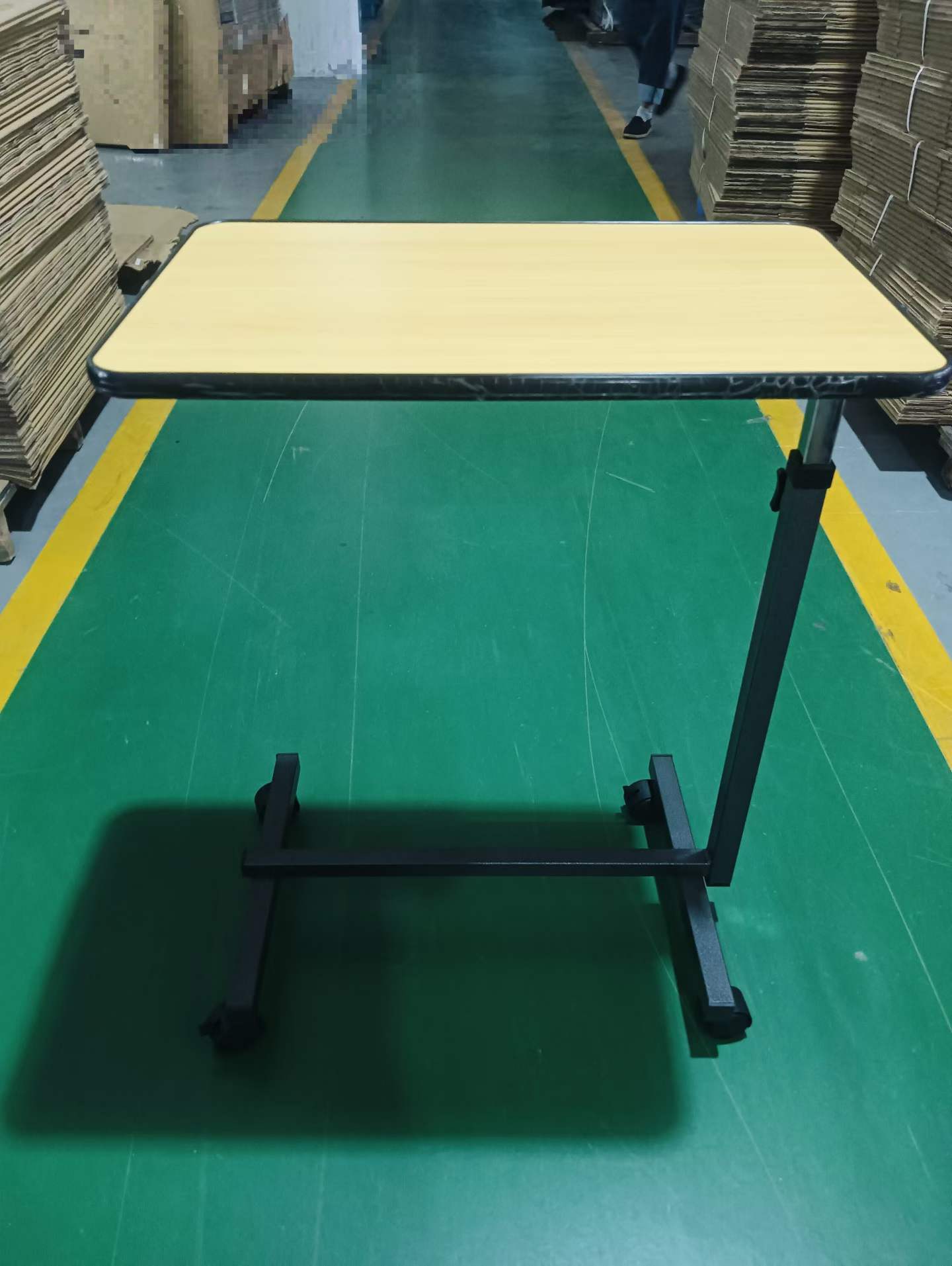 Factory Wholesale Height Adjustable Overbed Table MDF Top Metal Frame Mobile Hospital Bedside Dining Table with 4 Lockable Wheels