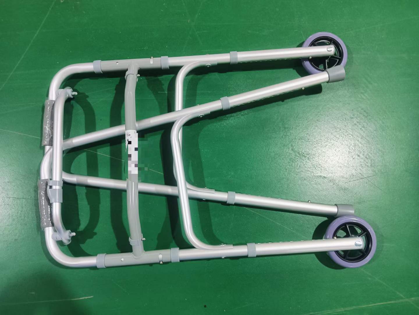 Durable Aluminum Front Wheeled Walker, Portable Foldable Medical Walking Frame for Senior Citizens Post-Operation Recovery
