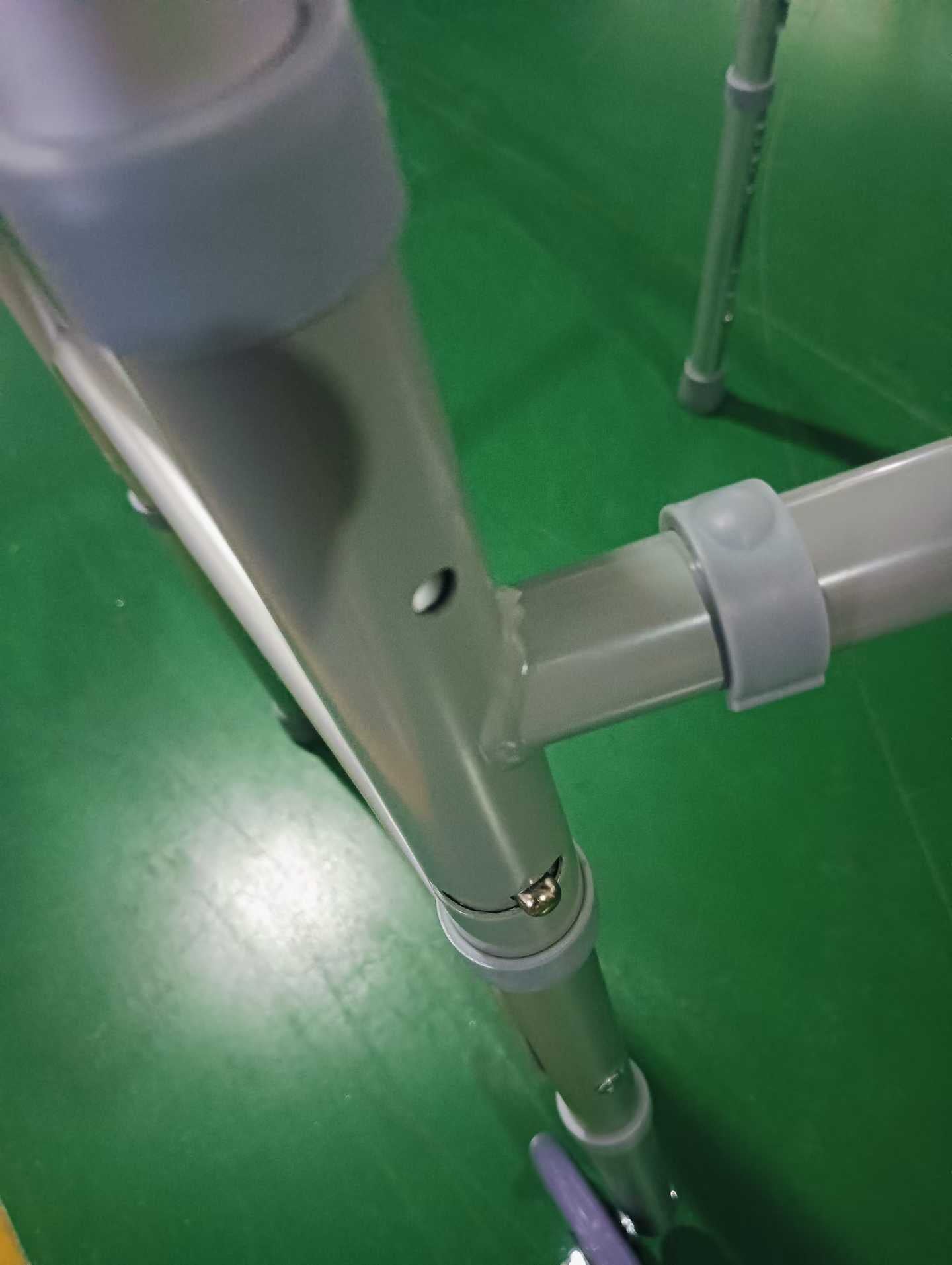 Durable Aluminum Front Wheeled Walker, Portable Foldable Medical Walking Frame for Senior Citizens Post-Operation Recovery