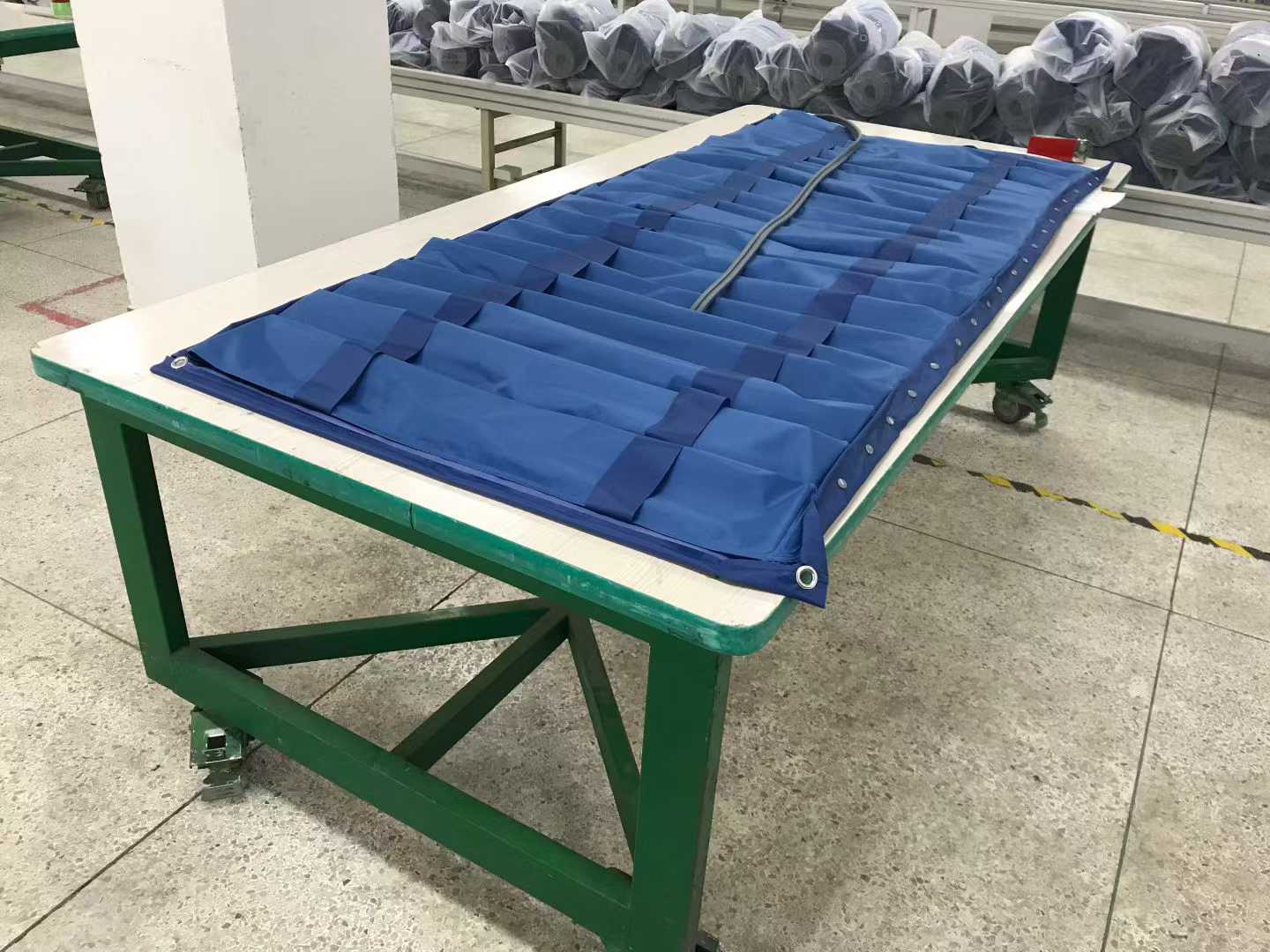 Anti Decubitus Alternating Air Pressure Mattress, Flame Resistant Pressure Relief Air Mattress with Quiet Air Pump for Hospital Home Care
