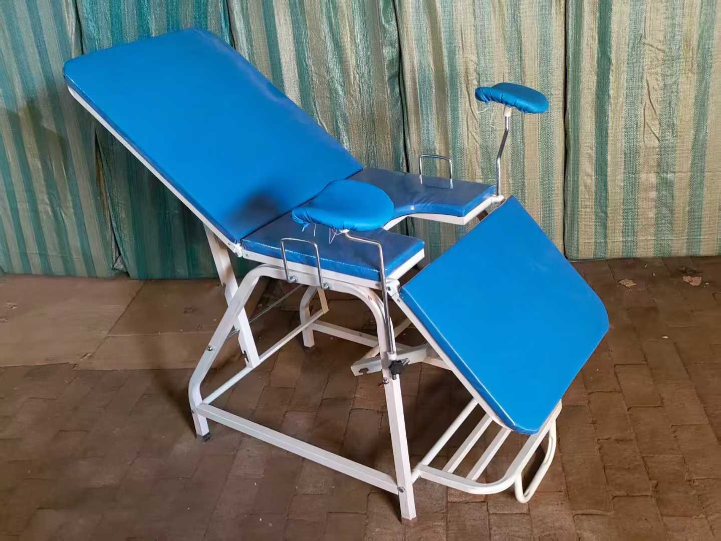 Gynecological Examination Table