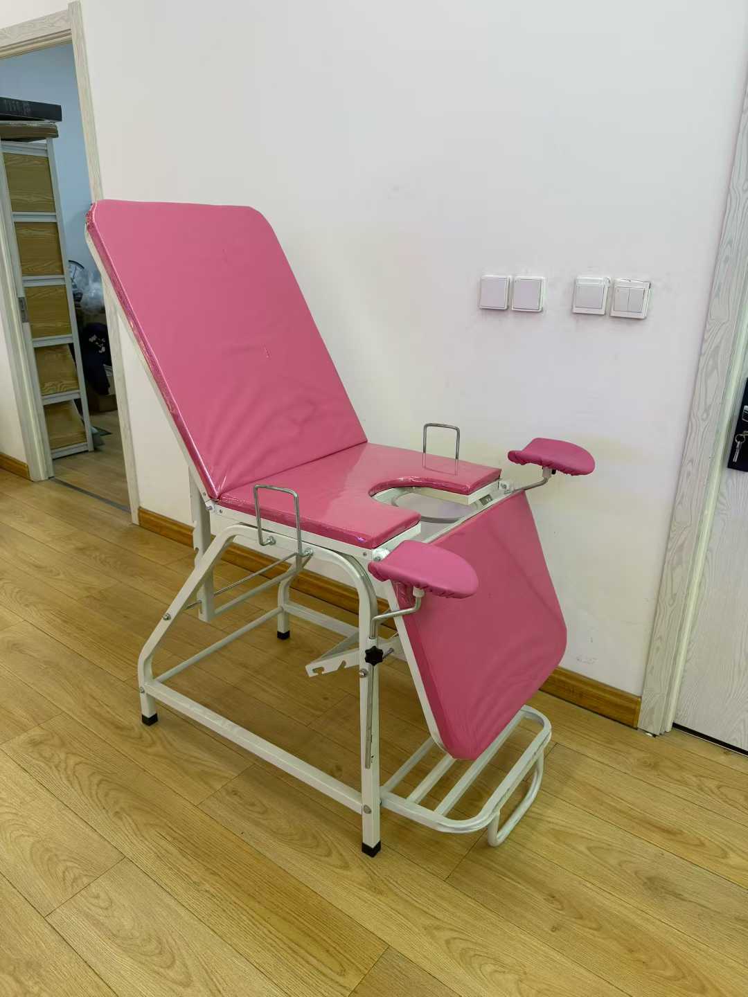 Gynecological Examination Table