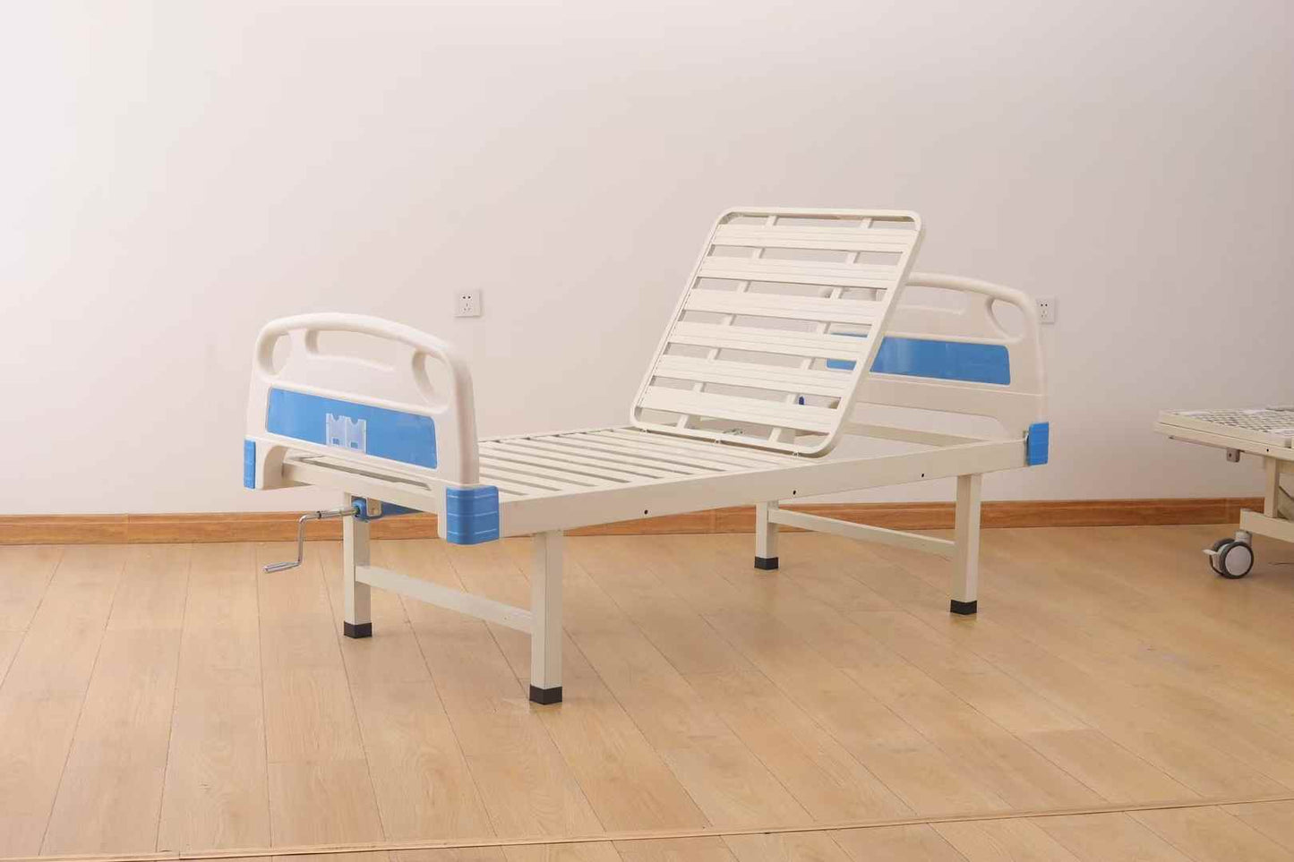 Basic Flat Medical Hospital Bed with ABS Head & Foot Boards, Simple Patient Ward Care Bed