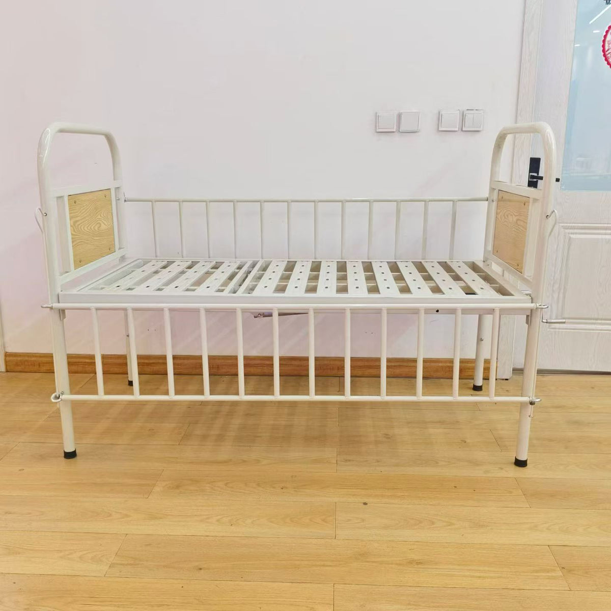 Manual Single‑Crank Pediatric Hospital Bed, Full Surround Safety Side Rails Kids Nursing Bed for Home & Hospital Ward Care