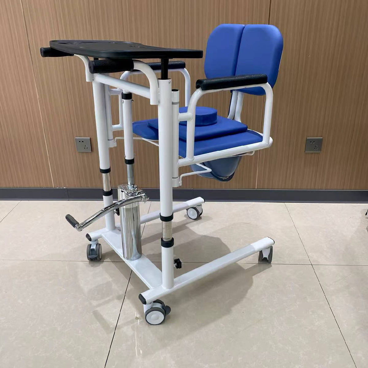 Hydraulic Patient Transfer Chair, Nursing Lift Transfer Wheelchair with Commode Cutout