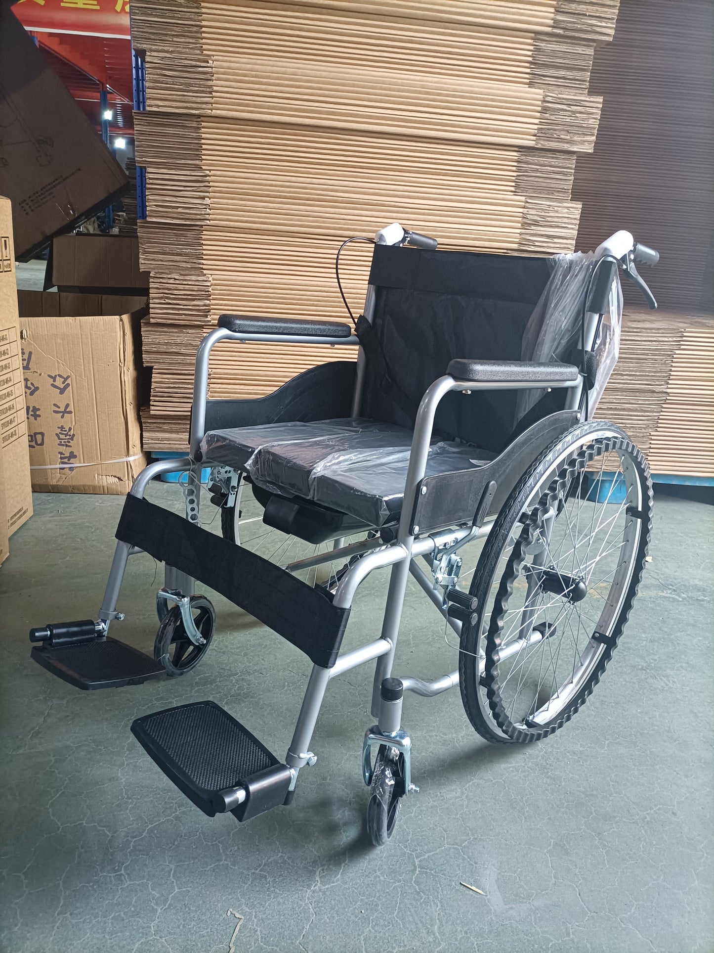 Black Cloth Commode Wheelchair with Solid Tires