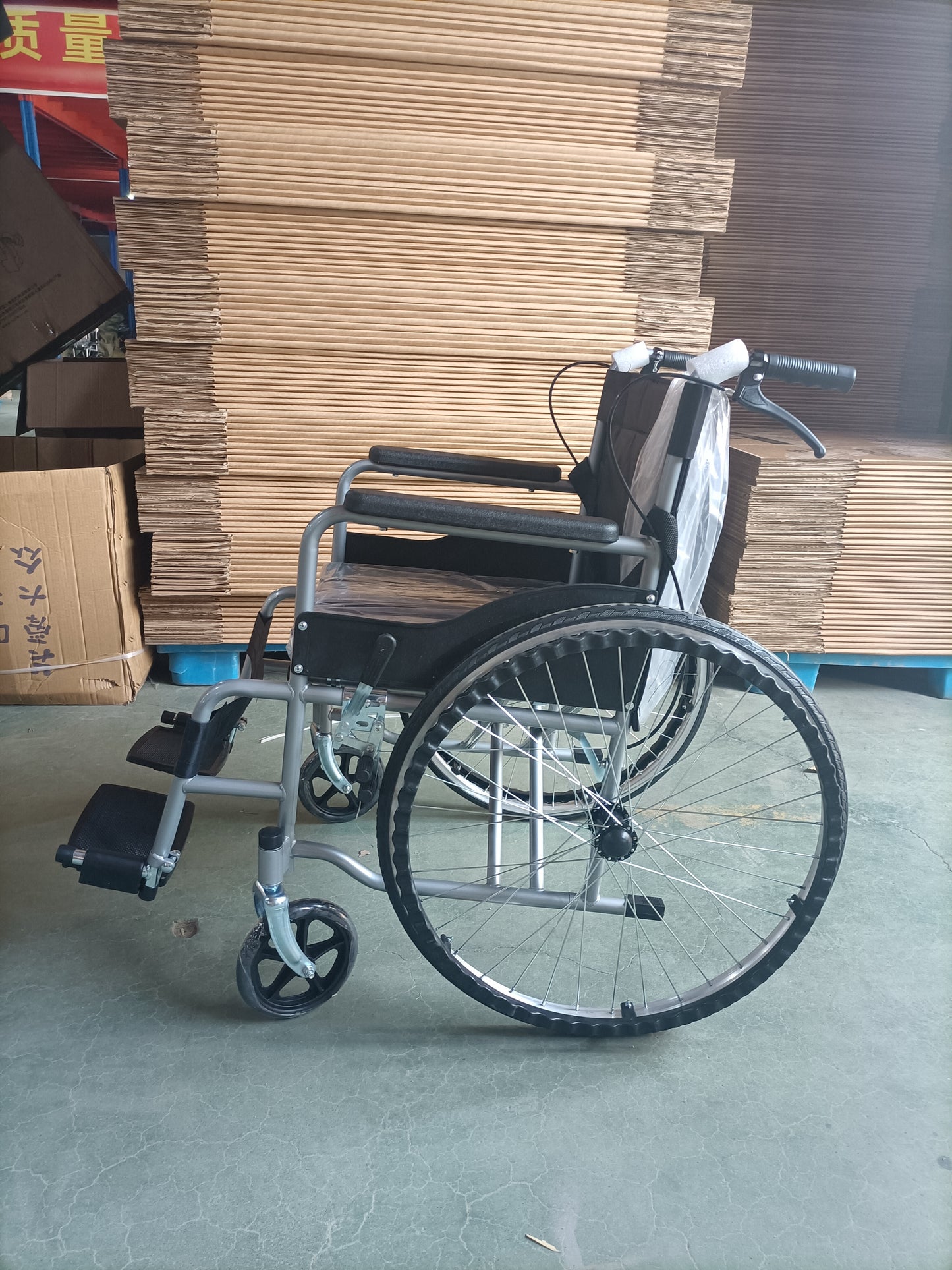 Black Cloth Commode Wheelchair with Solid Tires