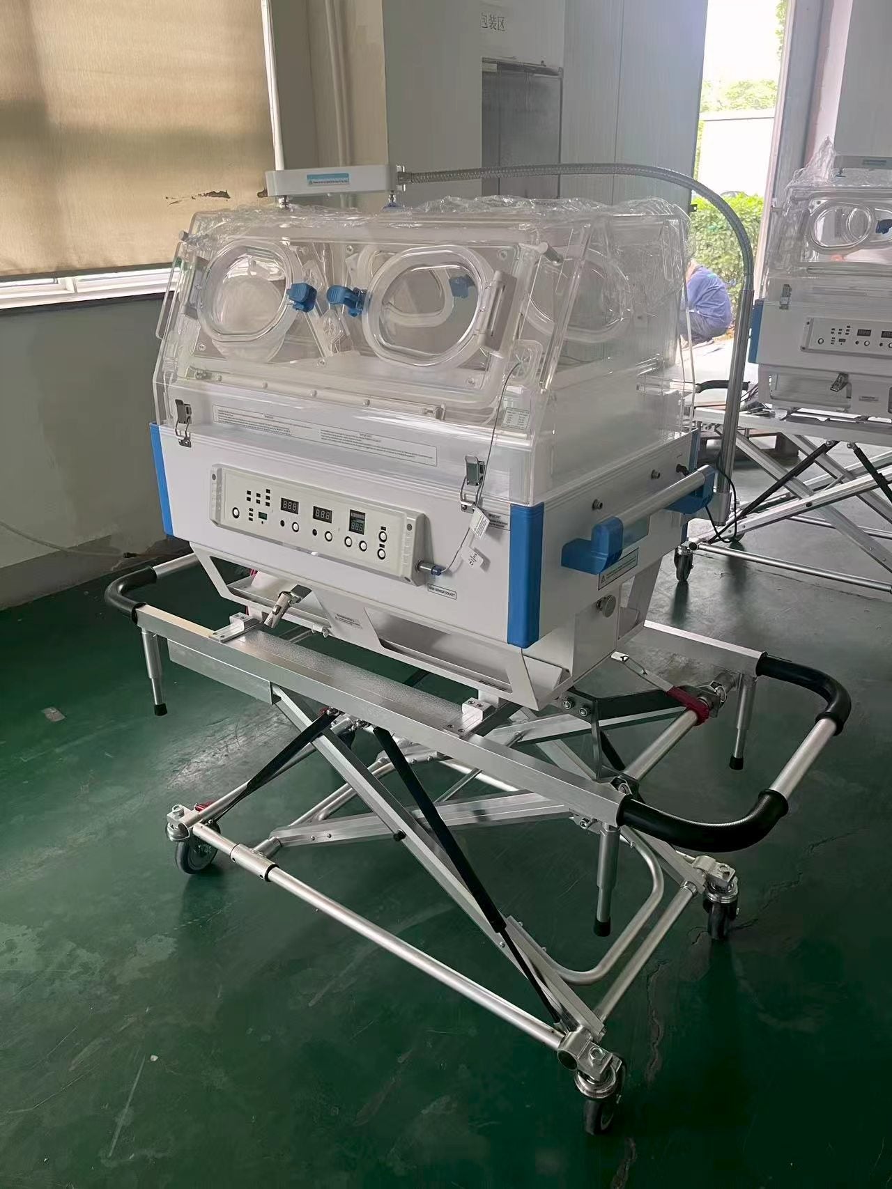 Transport Infant Incubator