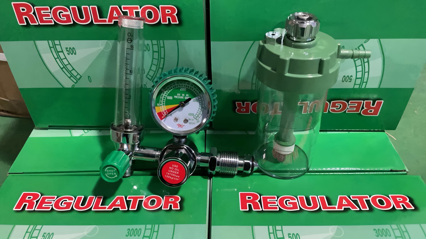 Medical Oxygen Regulator with Flowmeter & Humidifier Bottle