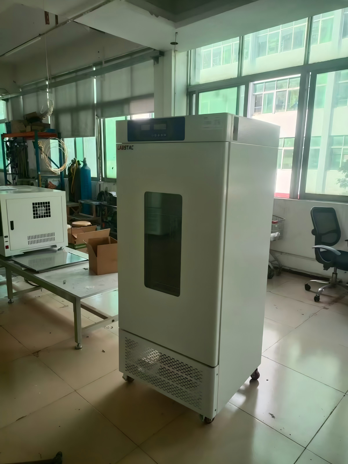 Biochemical Incubator